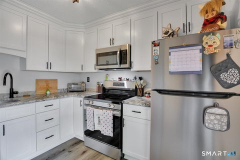 Tiny photo for 15 Cherokee Court #15, Cromwell, CT 06416 (MLS # 24179852)