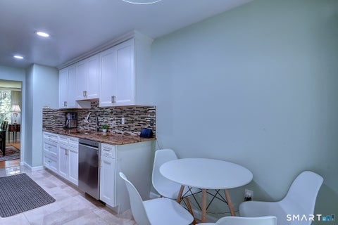 Tiny photo for 6 Spyglass Drive #6, Avon, CT 06001 (MLS # 24181169)