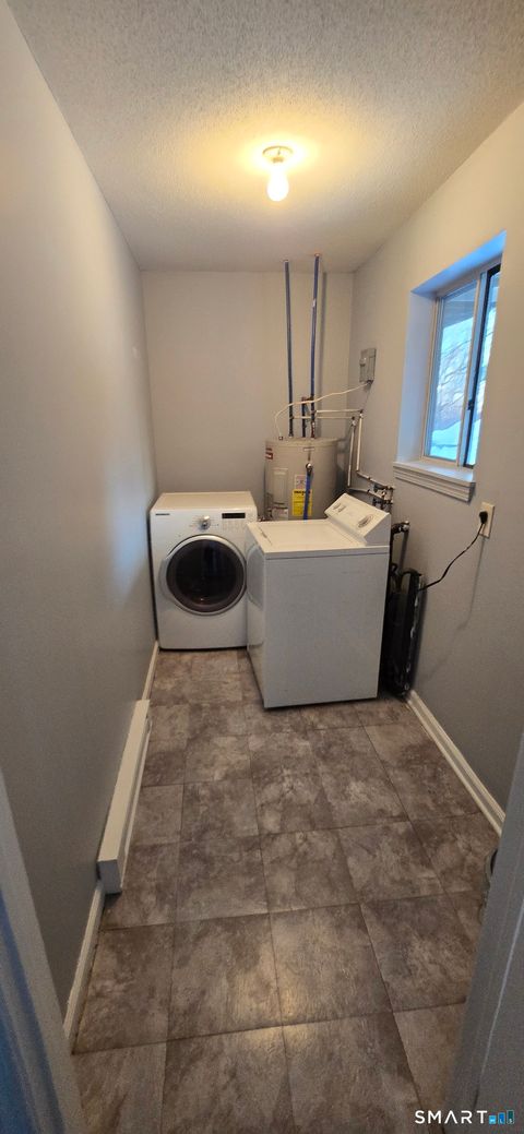 Tiny photo for 925 Oronoke Road #12C, Waterbury, CT 06708 (MLS # 24152525)