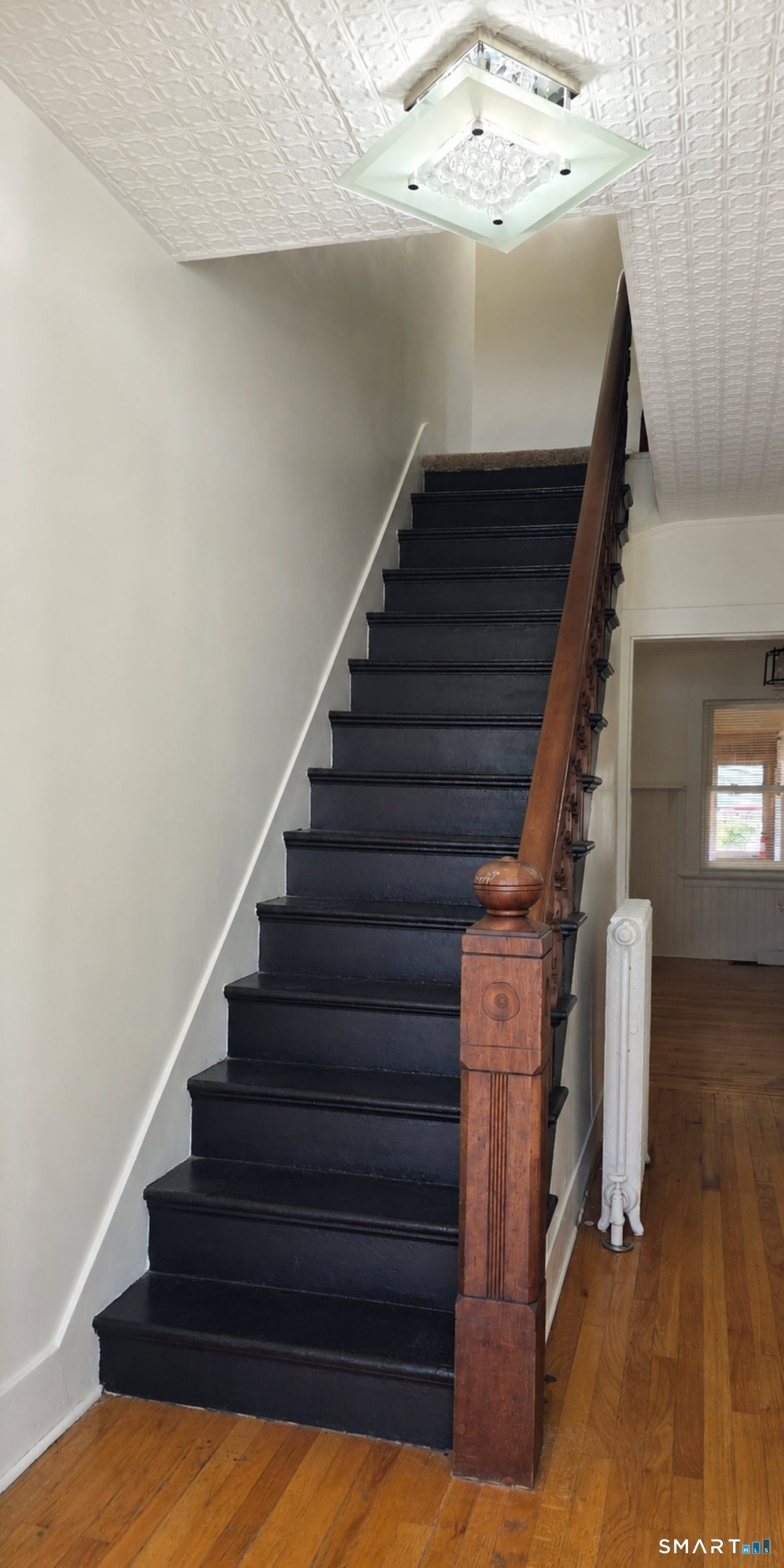 8 Chestnut Street