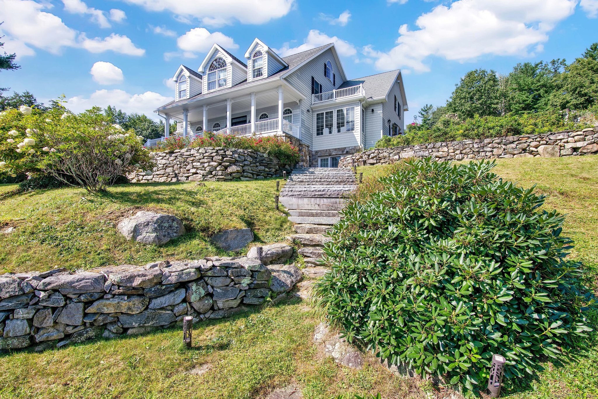 431 West Wakefield Boulevard