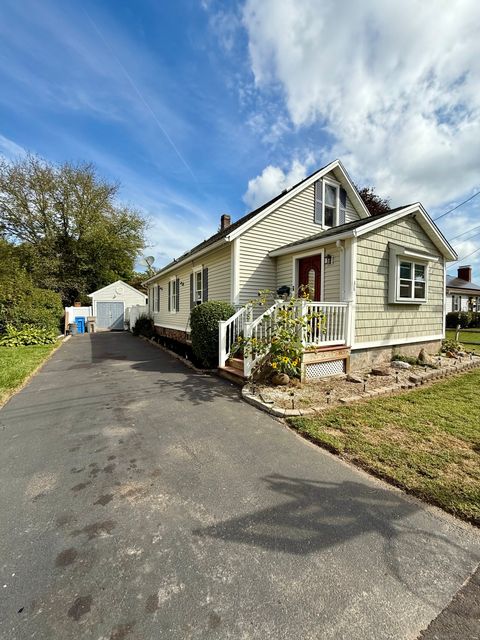 Photo of 38 Fairview Avenue, Bristol, CT 06010 (MLS # 24127032)