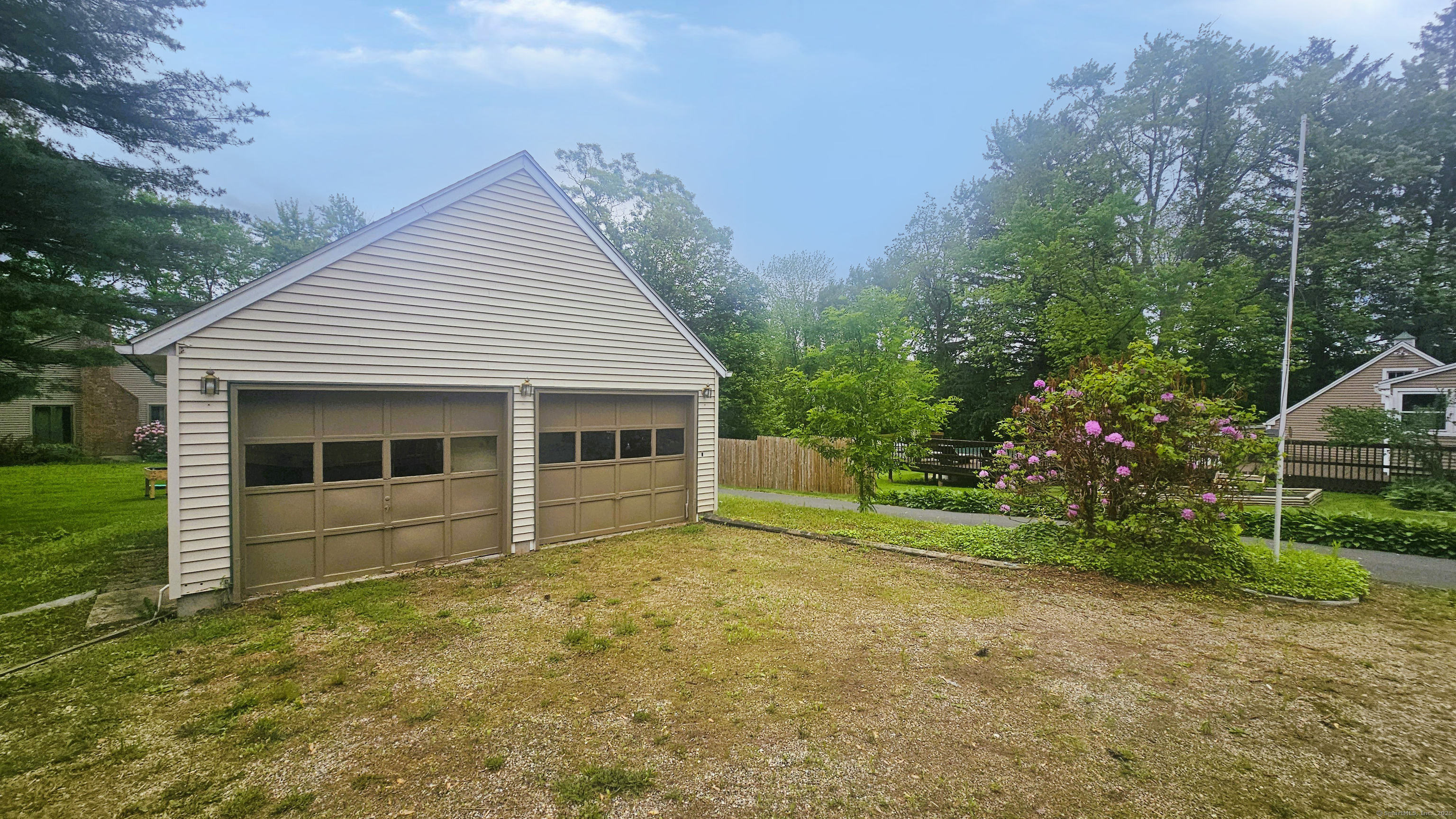 19 Weymouth Road, Enfield, Connecticut image 6