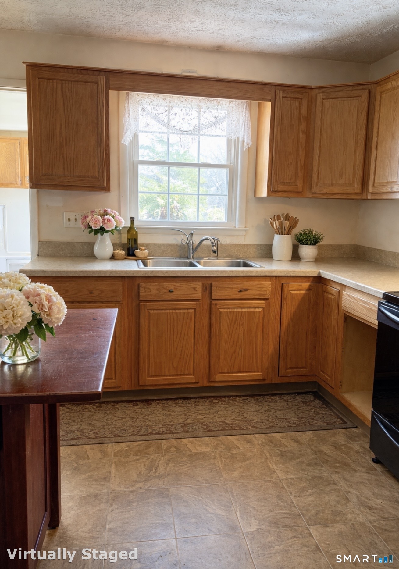 158 Leetes Island Road