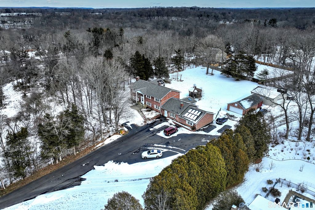 Photo of 158 Leetes Island Road, Branford, CT 06405 (MLS # 24143940)