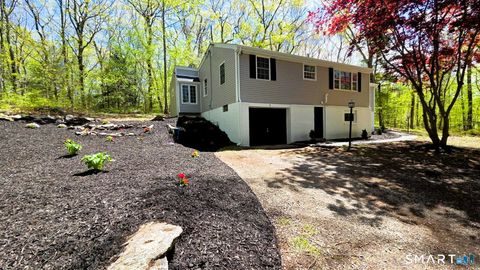 Homes For Sale - 9 Ben Merrill Road<br/> Clinton, CT 06413