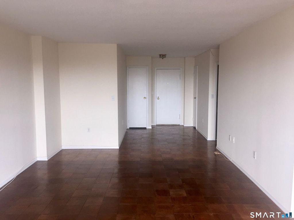 Photo of 1 Strawberry Hill Court #8J, Stamford, CT 06902 (MLS # 24169698)