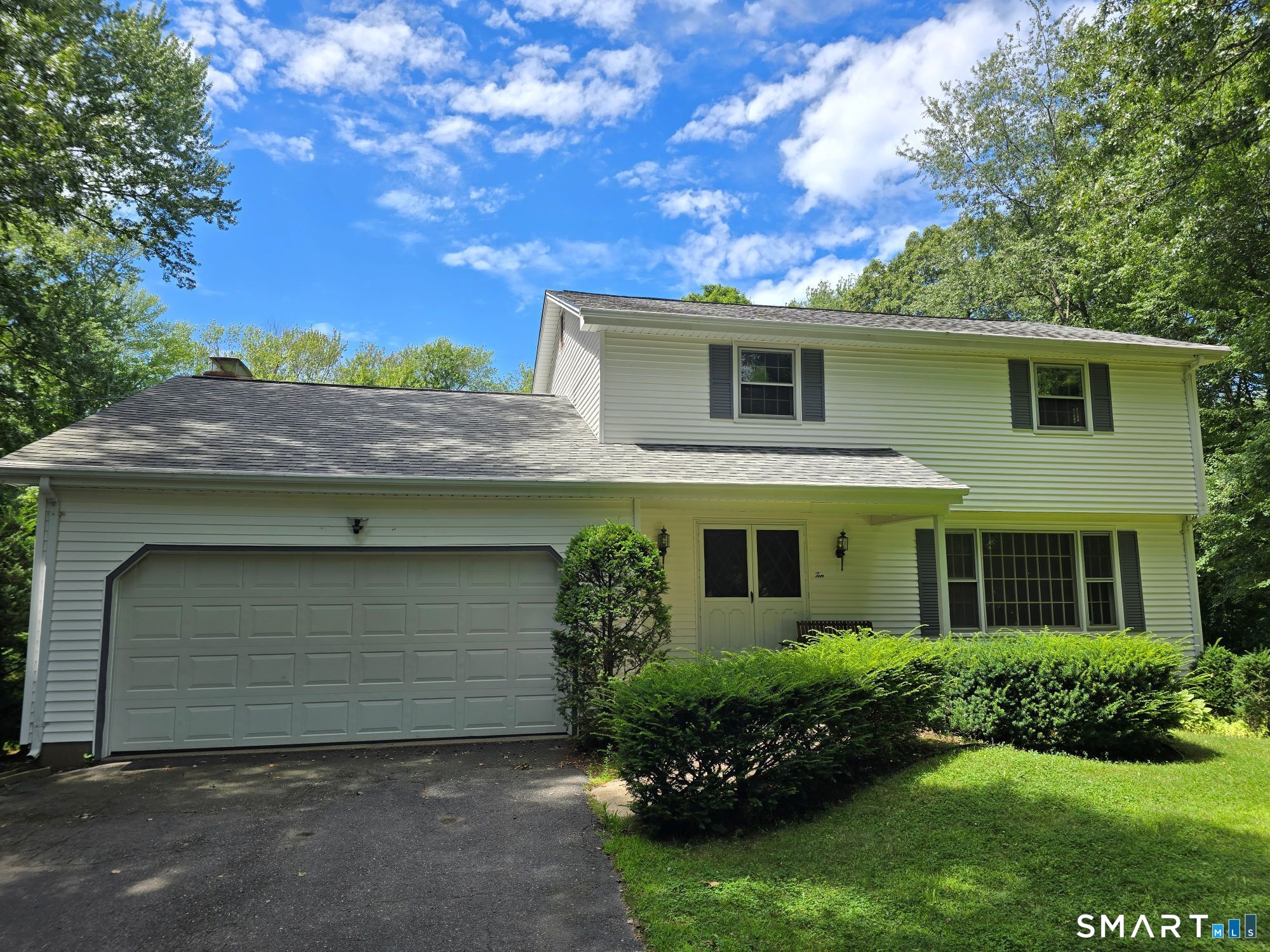 10 Laurwood Drive