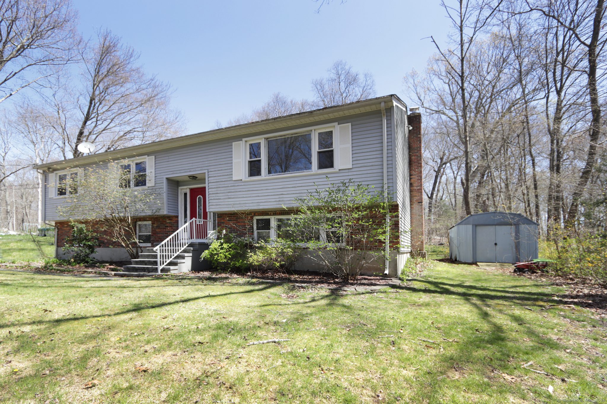 105 Longfellow Road, Shelton, Connecticut image 2