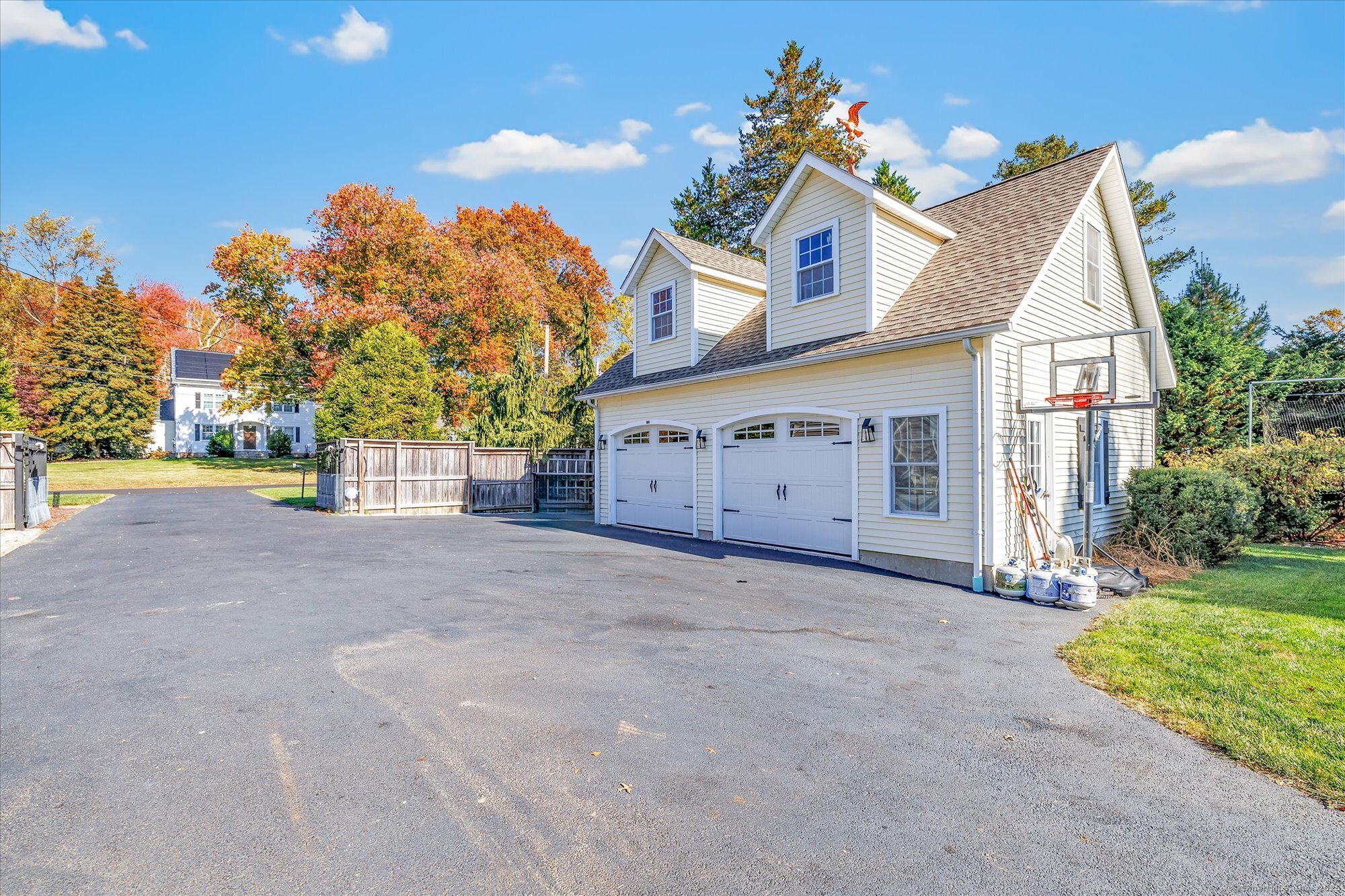 830 Bayberry Lane, Orange, Connecticut image 29