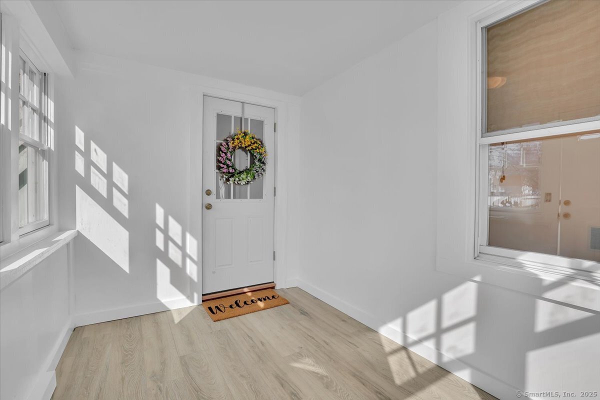 712 Fairview Avenue, Bridgeport, Connecticut image 2