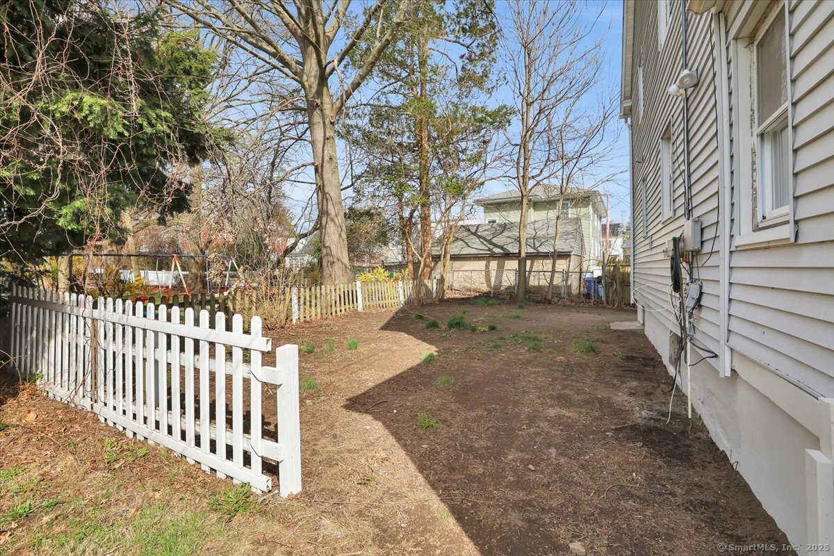 712 Fairview Avenue, Bridgeport, Connecticut image 27