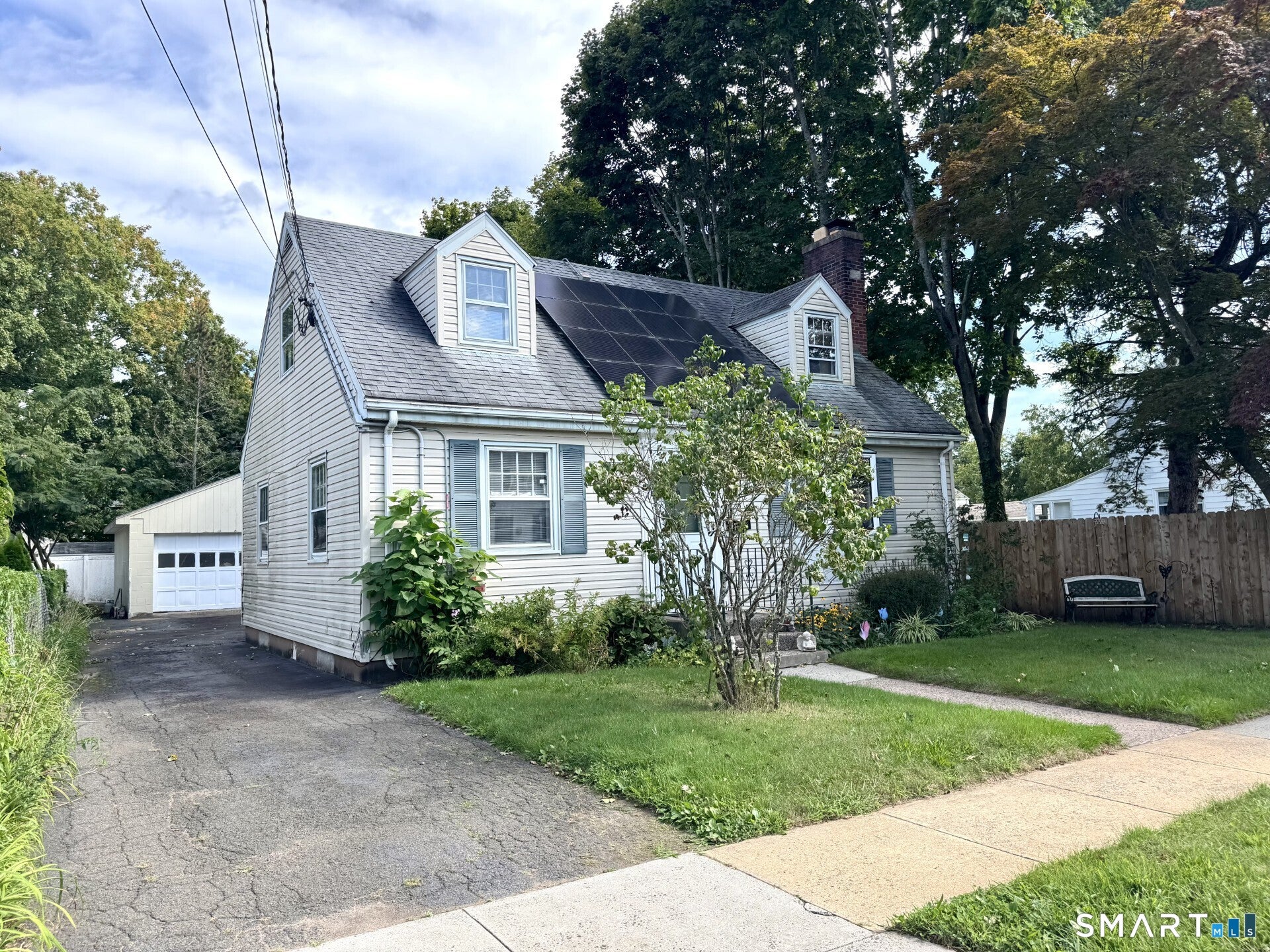 55 Glenbrook Avenue