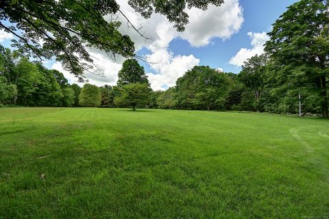 A home in Pomfret