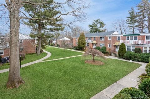 Tiny photo for 165 Putnam Park, Greenwich, CT 06830 (MLS # 24152041)