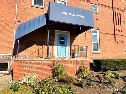 Condo For Sale - 1 Peck Avenue #6<br/> West Haven, CT 06516