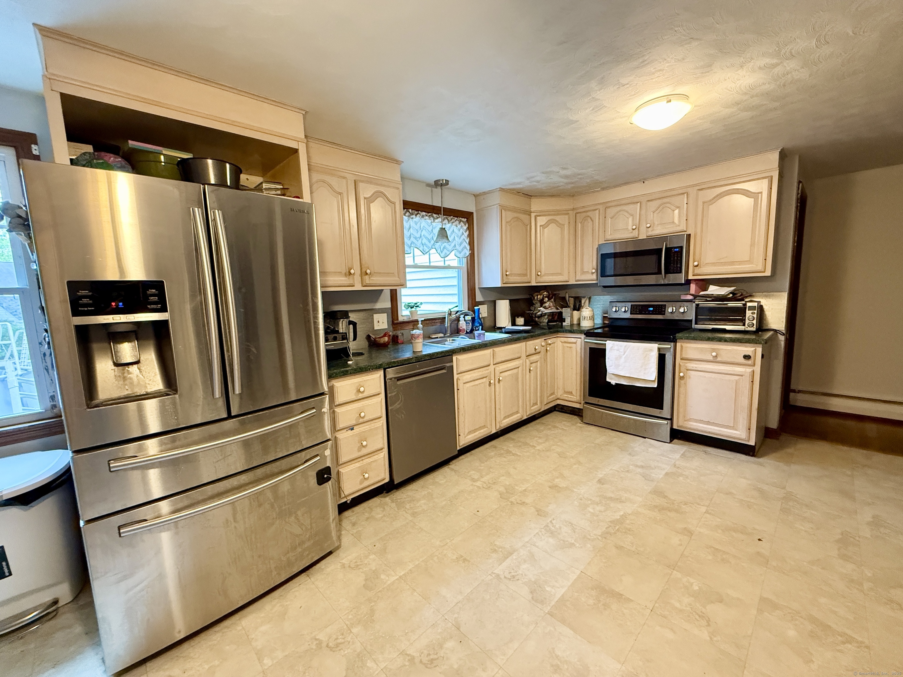 5 Hampton Road, Enfield, Connecticut image 11