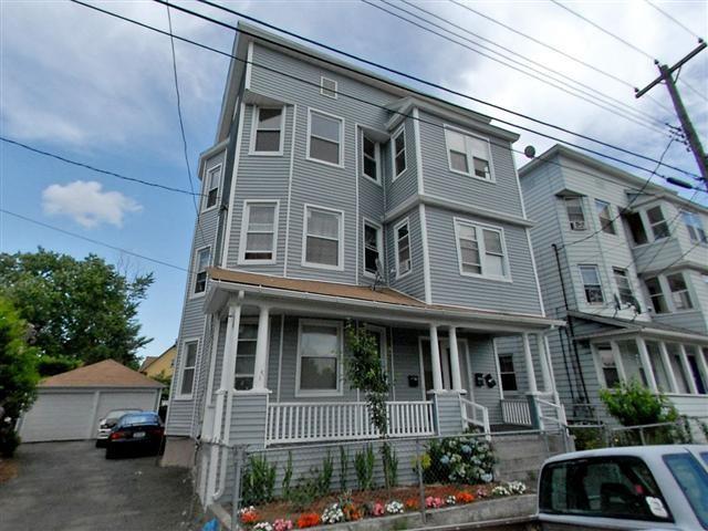 Norman Street, Bridgeport, Connecticut - 3 Bedrooms  
1 Bathrooms  
5 Rooms - 