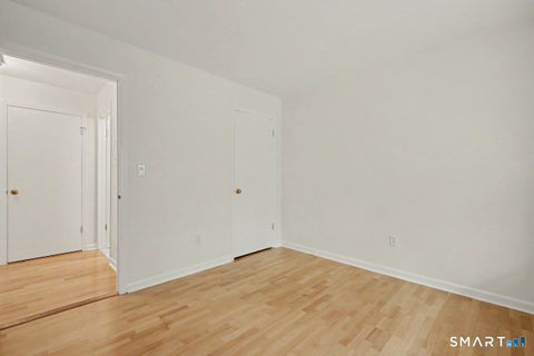 Tiny photo for 102 Valley Road #20, Greenwich, CT 06807 (MLS # 24206890)
