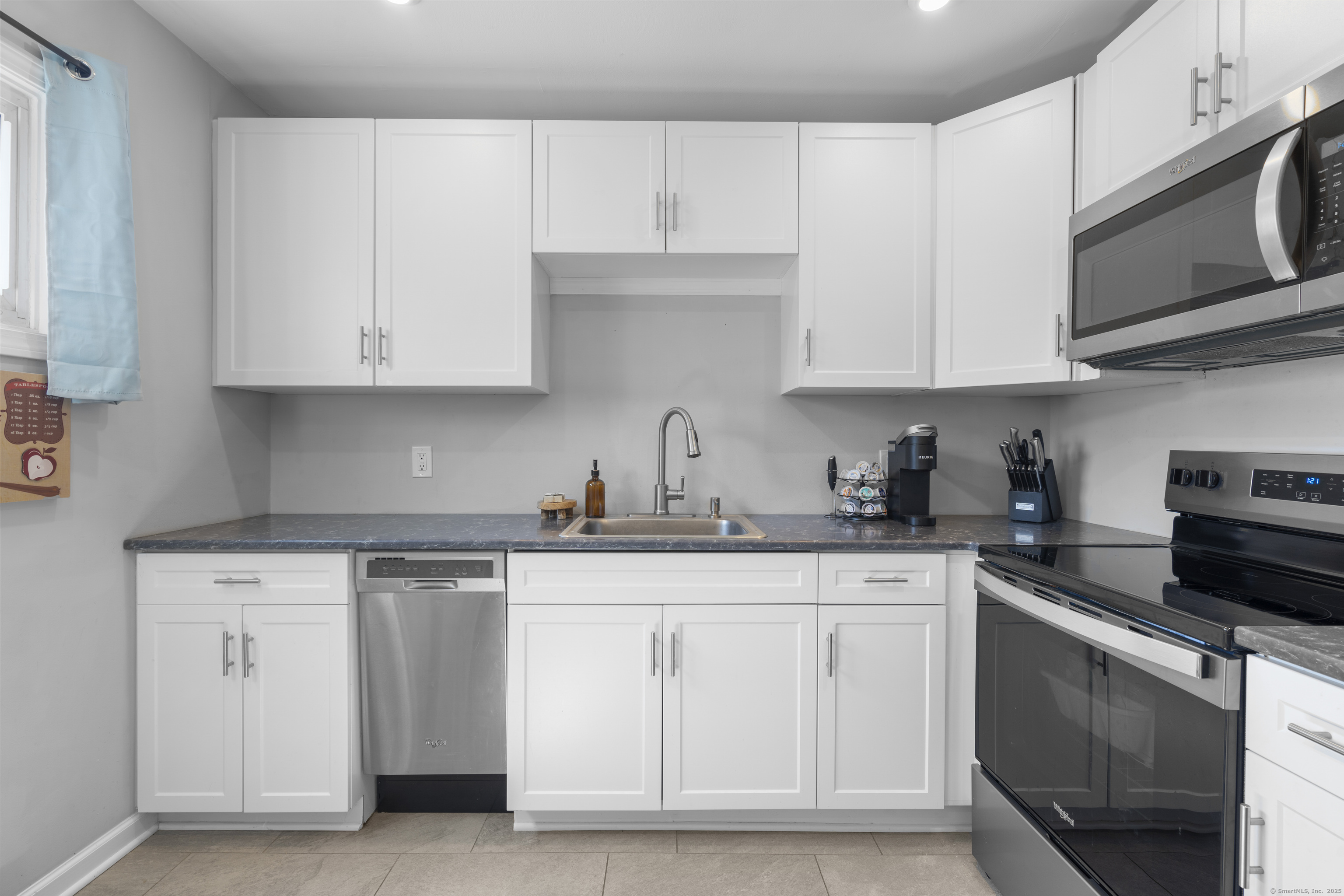47 Westview Drive, Meriden, Connecticut image 3