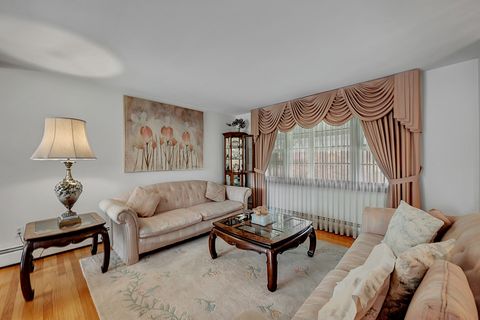 Tiny photo for 40 Kenneth Circle, Guilford, CT 06437 (MLS # 24138190)