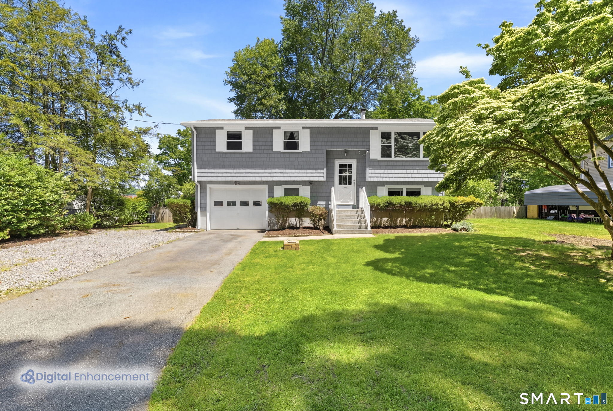 10 Lynn Drive