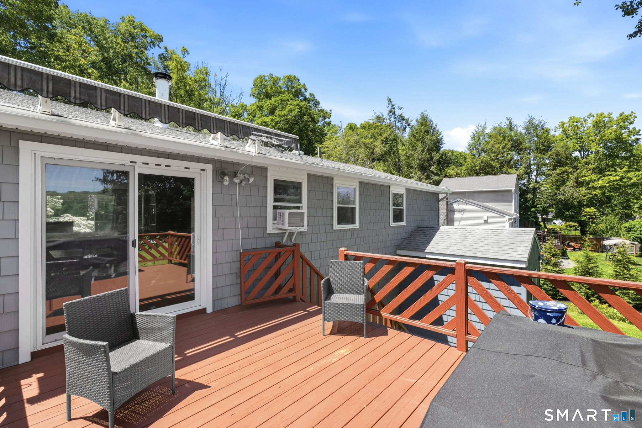 10 Lynn Drive