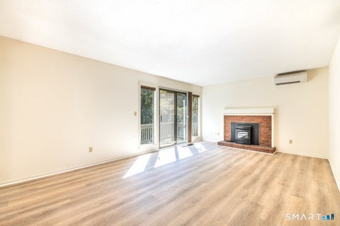 Condo For Sale - 547 Heritage Village #D<br/> New Haven County, Southbury, CT 06488
