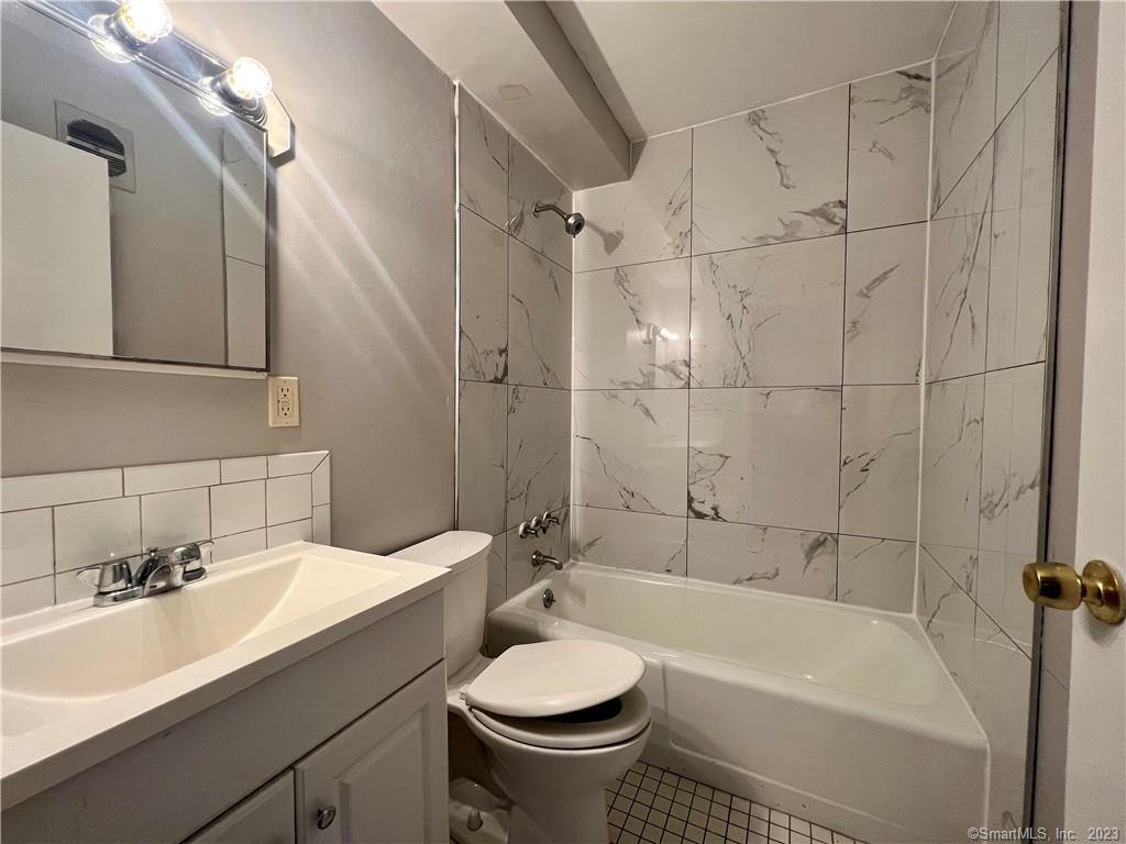 85 Union Avenue A5