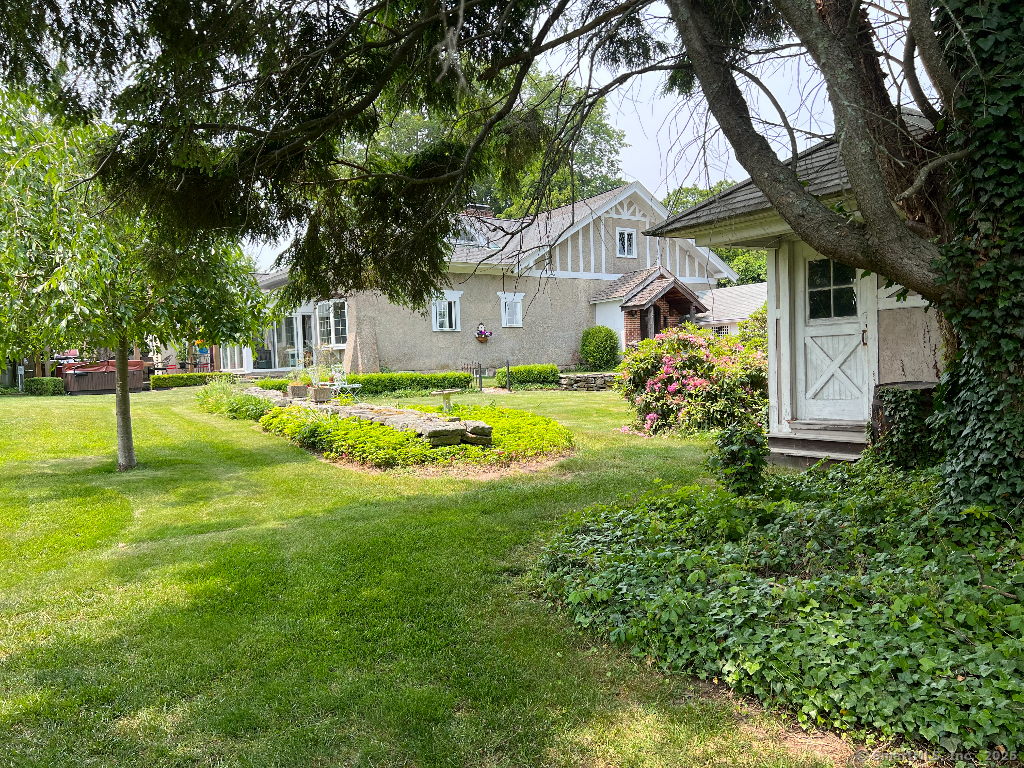 9 Columbus Avenue, East Lyme, Connecticut image 1