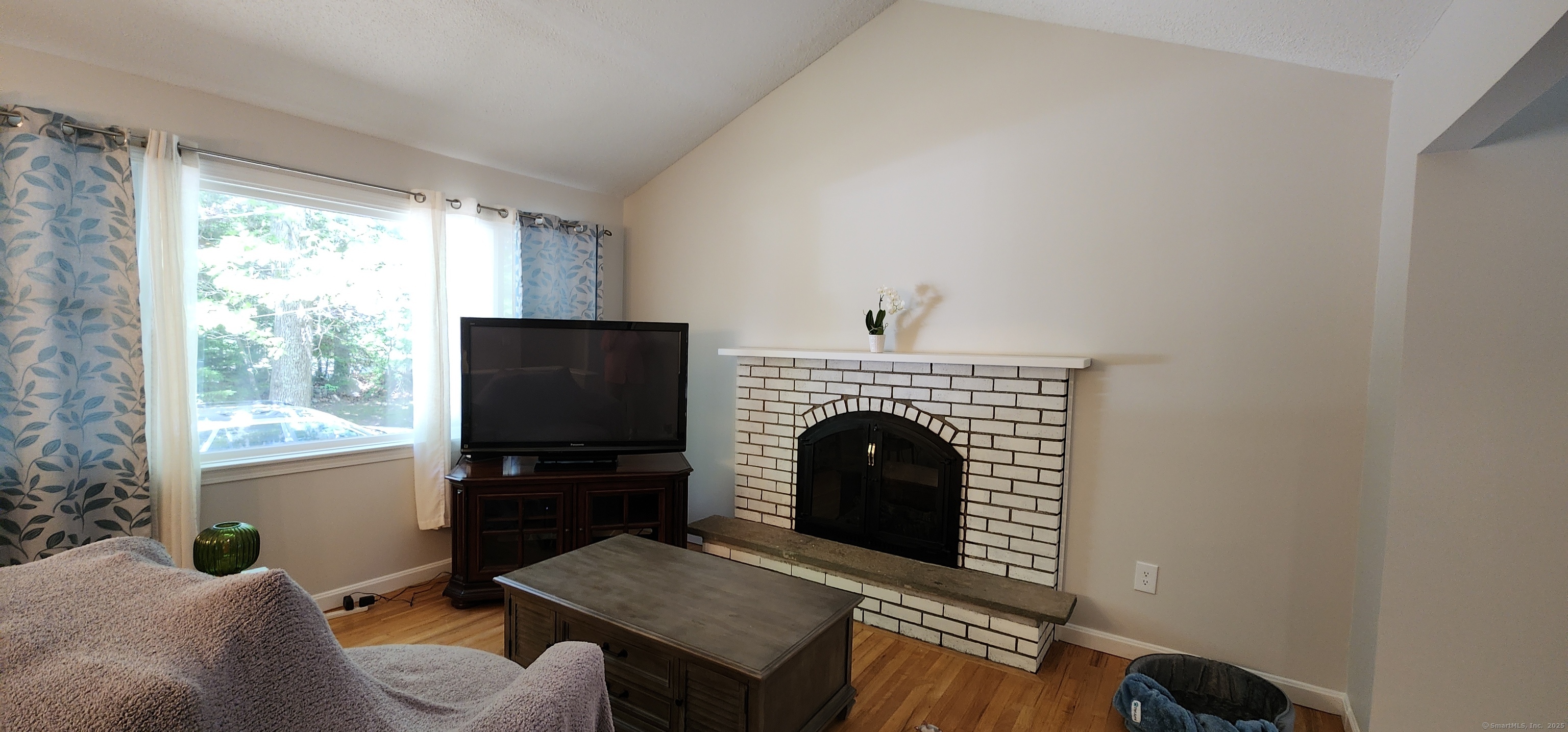 109 Dayton Road, Waterford, Connecticut image 6