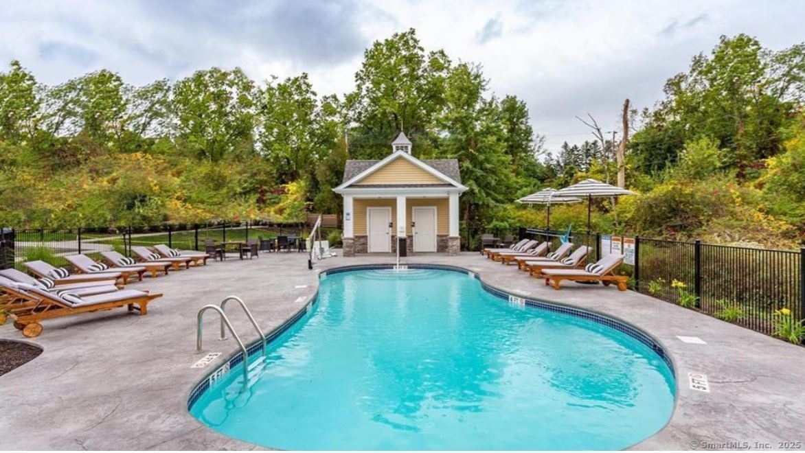 5 Cherry Brook Road 227