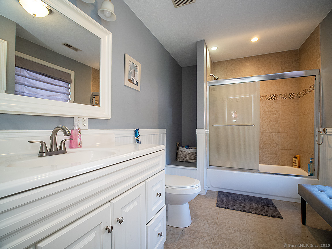 190 Country Hills Road, Hamden, Connecticut image 19