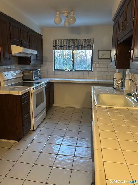 Tiny photo for 33 Harbour Village #D, Branford, CT 06405 (MLS # 24145381)