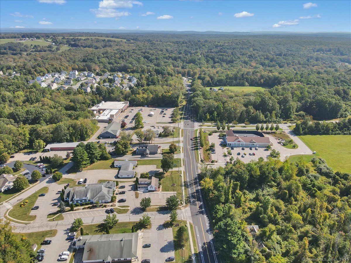 Hebron, Connecticut 06248, United States, ,Residential,Active,215590