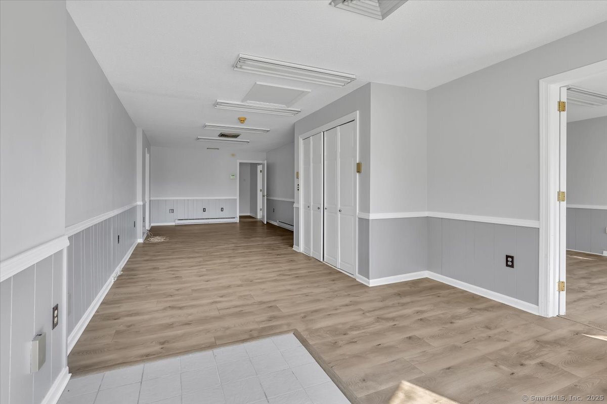 Hebron, Connecticut 06248, United States, ,Residential,Active,215590