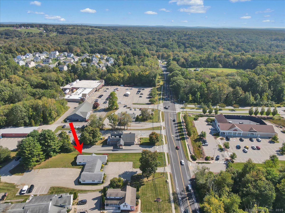 Hebron, Connecticut 06248, United States, ,Residential,Active,215590