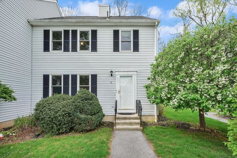 Townhouse in Glastonbury CT 16 Southgate Drive.jpg