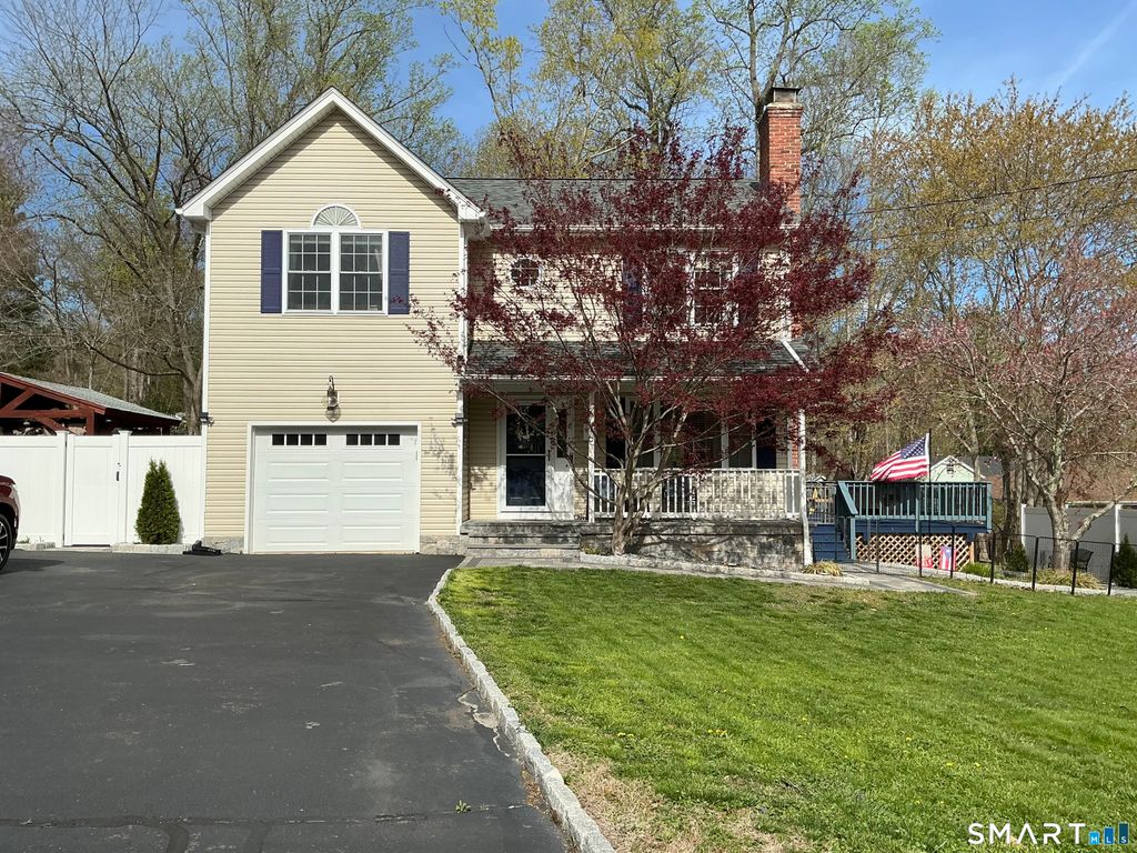 Photo of 6 Candlewood Drive, East Hampton, CT 06424 (MLS # 24168891)