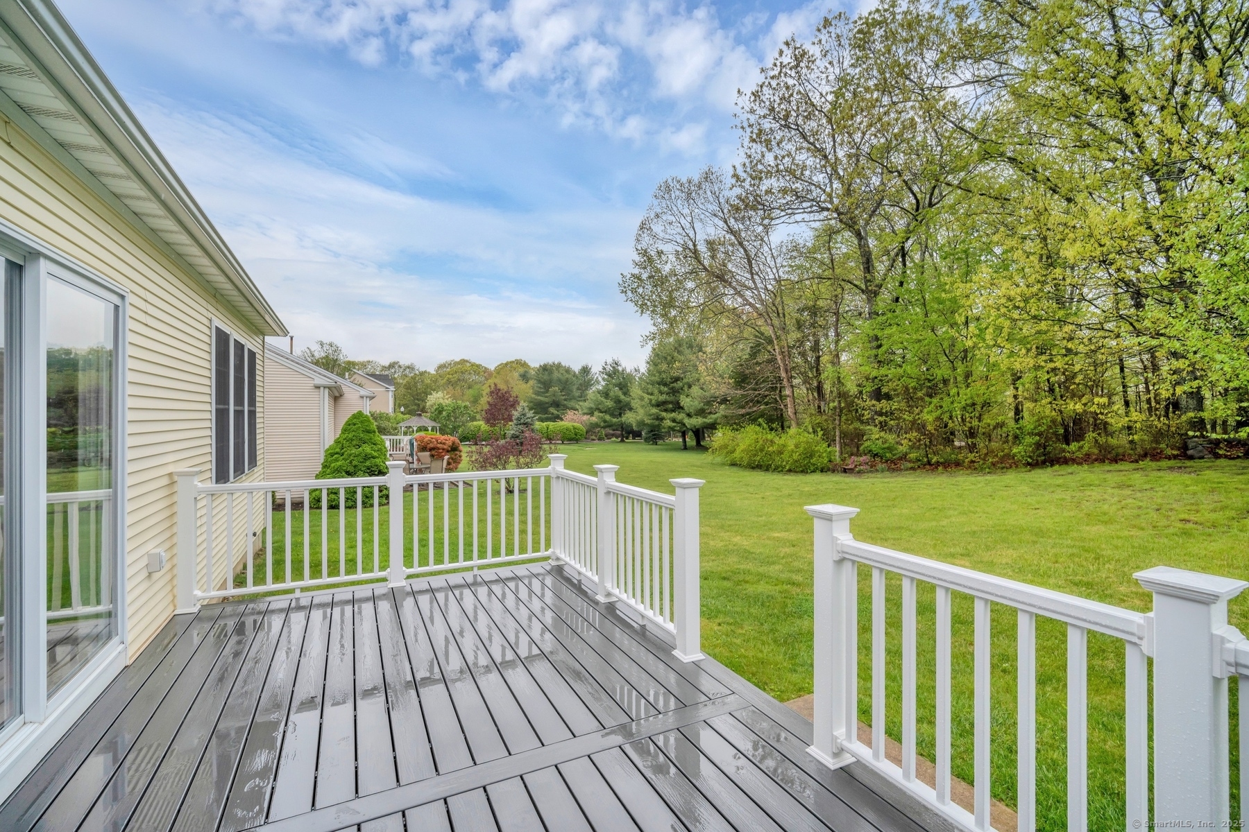 33 Beechwood Drive, Waterford, Connecticut image 10