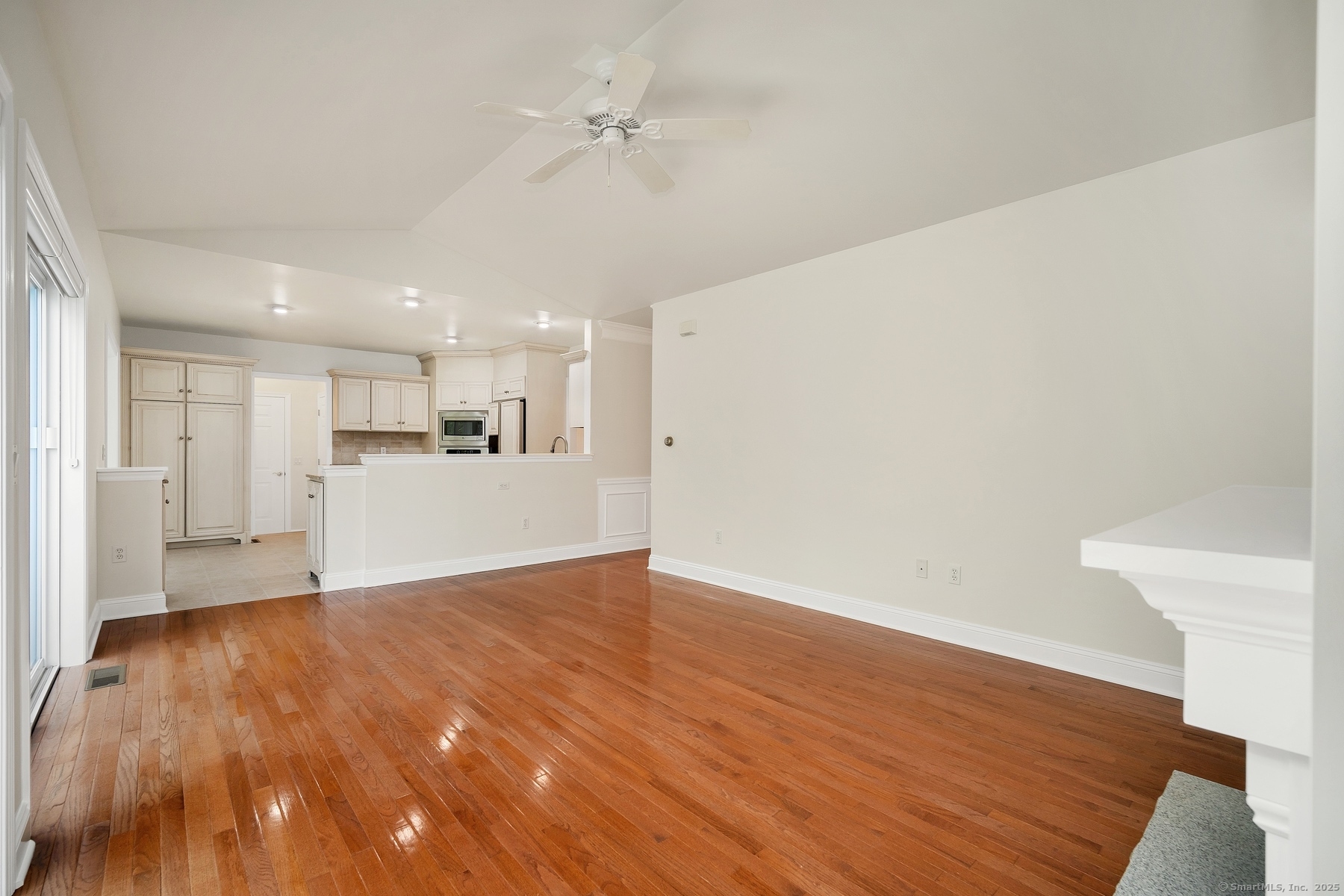 33 Beechwood Drive, Waterford, Connecticut image 22