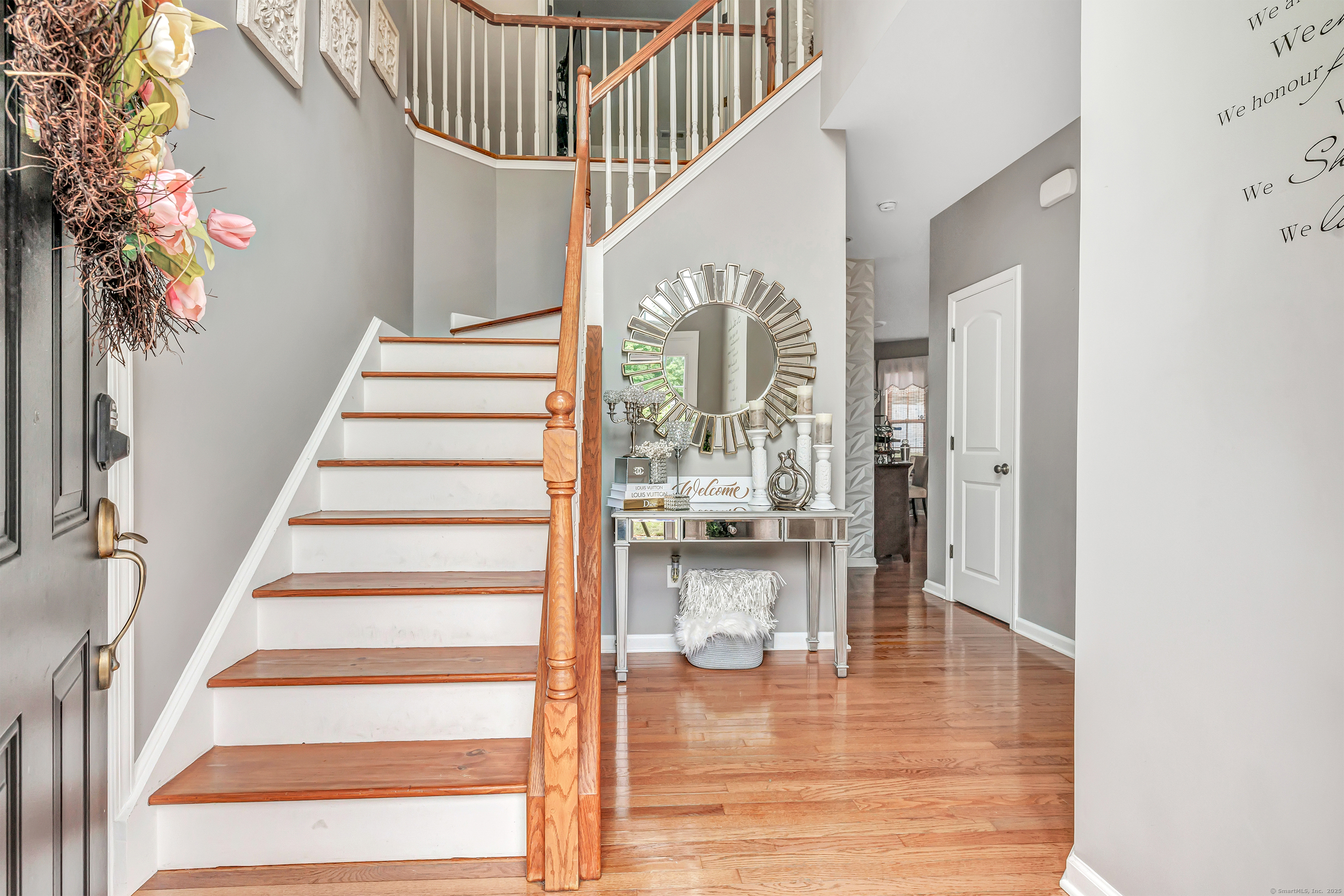 5 Forest Hollow Road