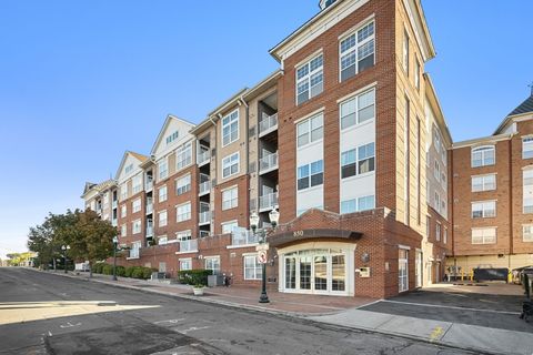 Photo of 850 E Main Street #APT 309, Stamford, CT 06902 (MLS # 24131600)
