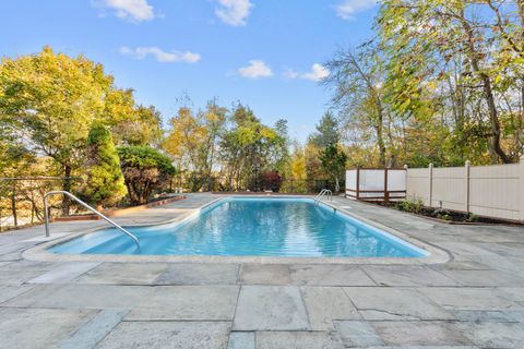 Tiny photo for 84 Ruela Drive, Naugatuck, CT 06770 (MLS # 24135387)
