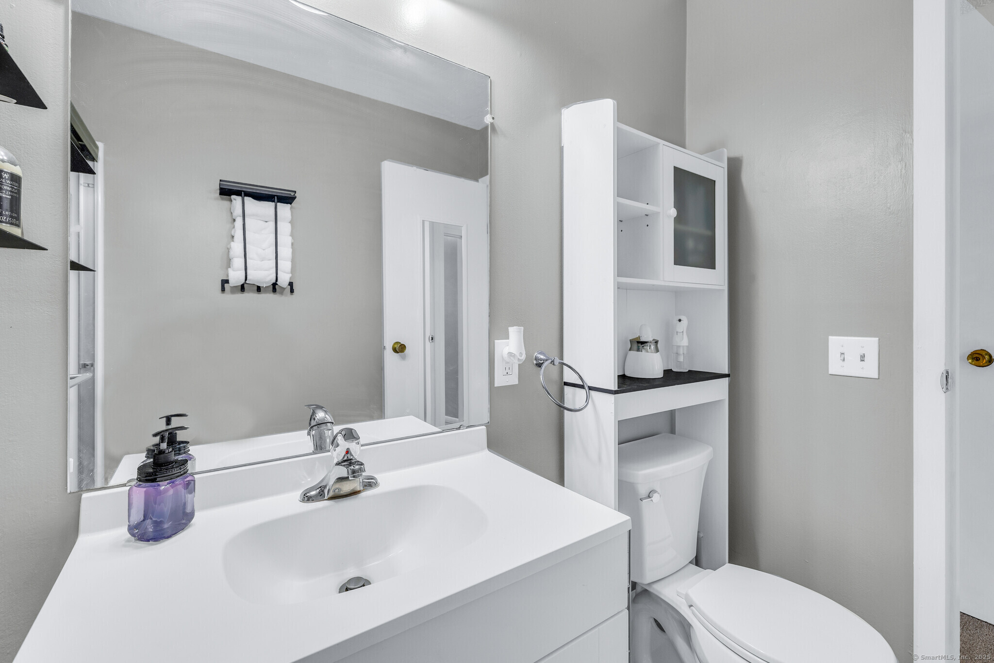 15 Kay Lane #APT H, Waterbury, Connecticut image 22