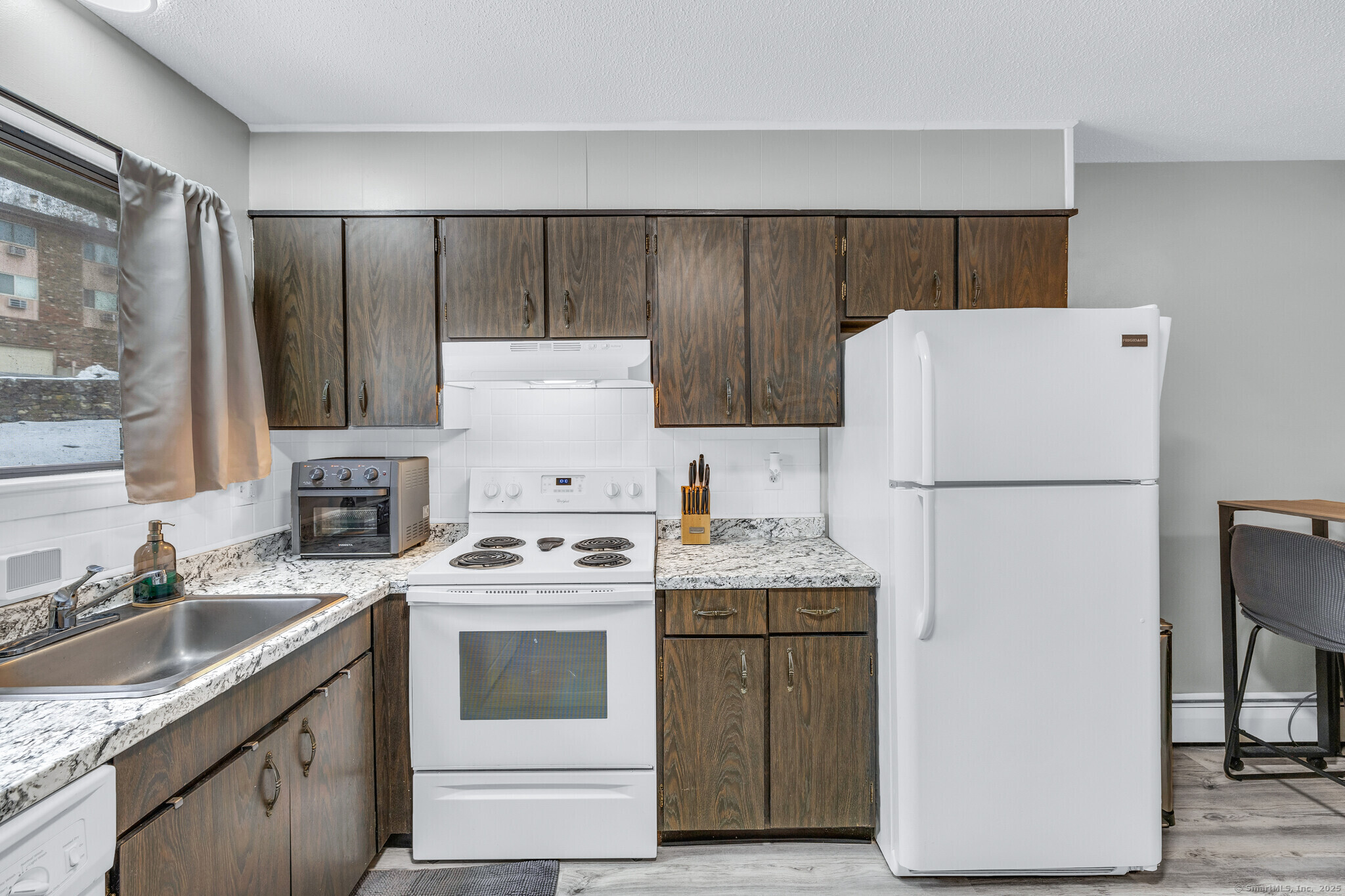 15 Kay Lane #APT H, Waterbury, Connecticut image 10