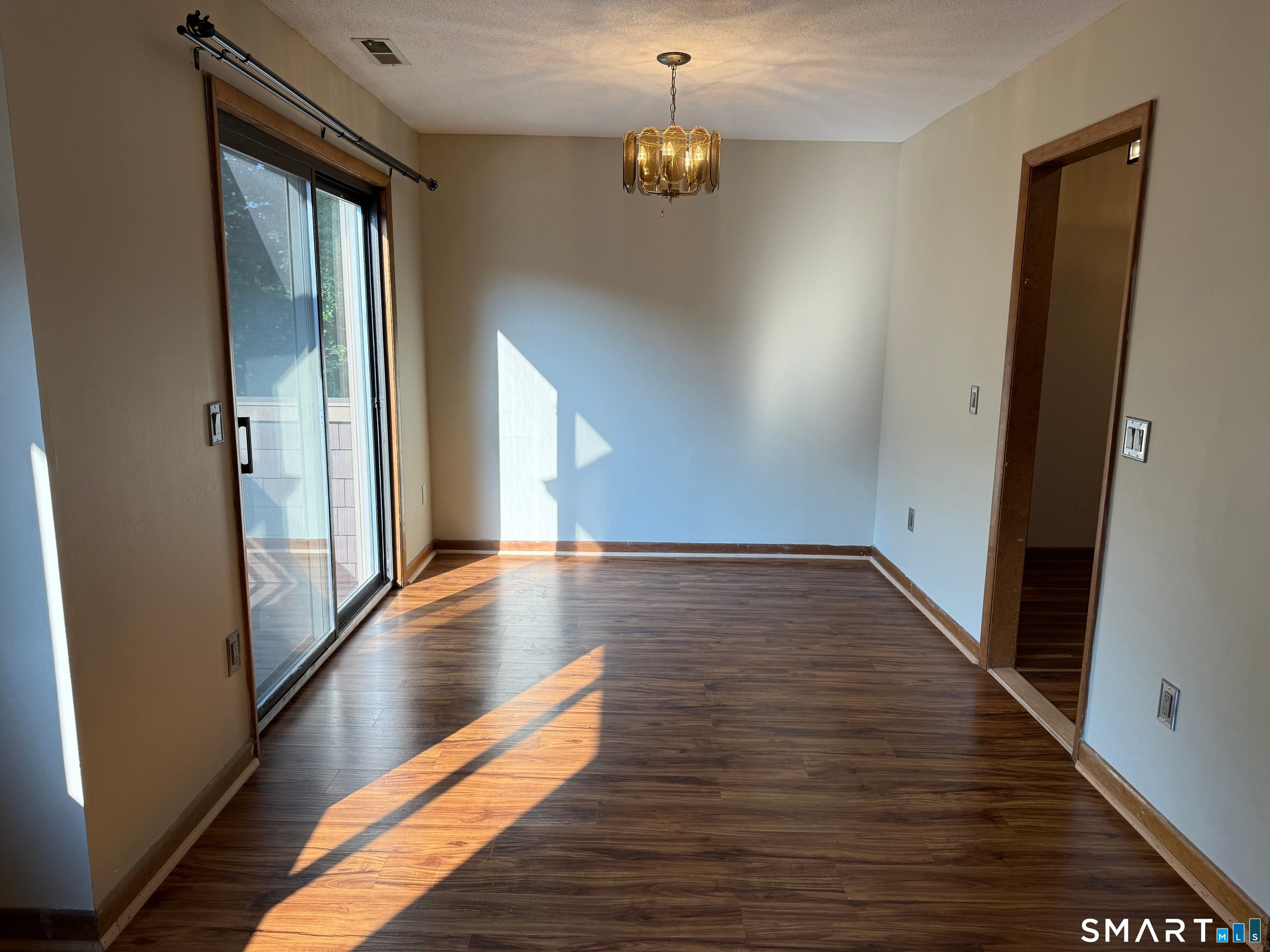 166 Old Brookfield Road 1 5