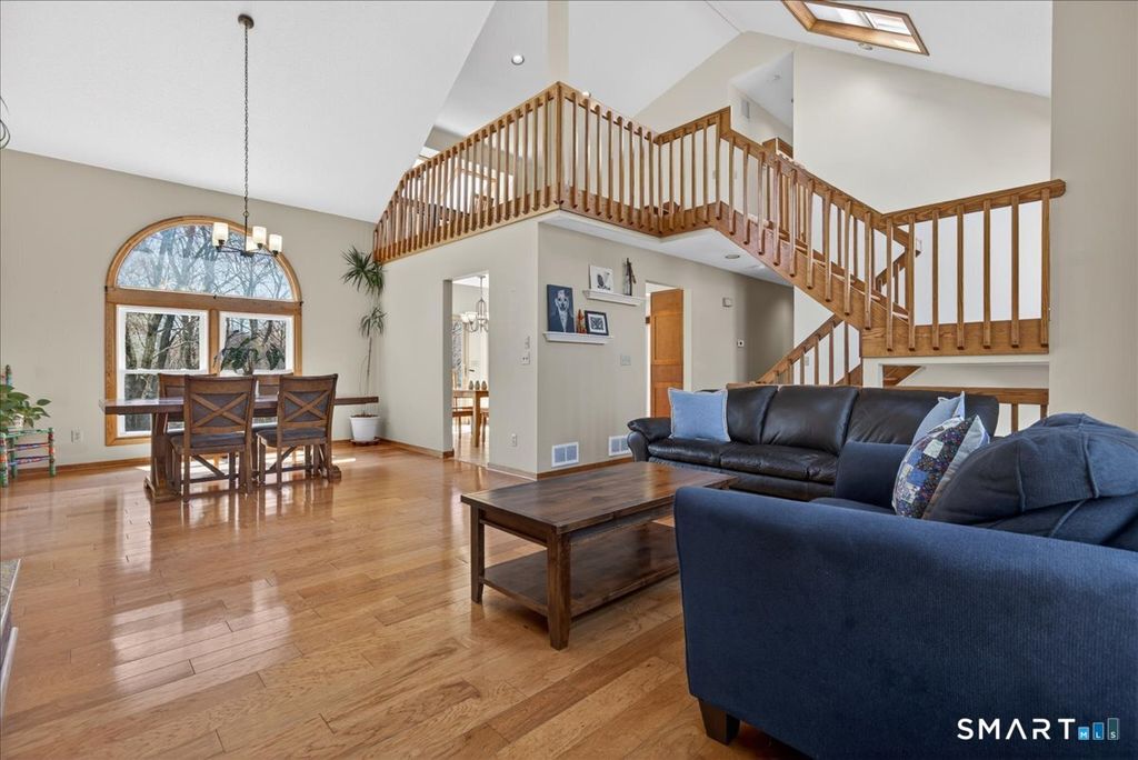 Photo of 206 W Todd Street, Hamden, CT 06518 (MLS # 24166274)