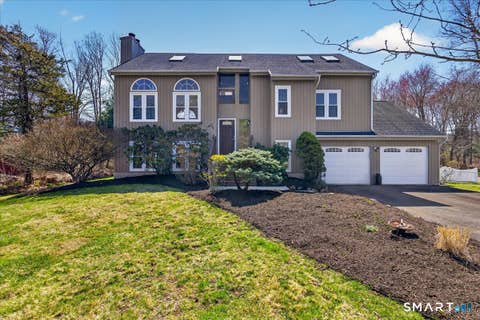 Homes For Sale - 206 W Todd Street<br/> Hamden, CT 06518