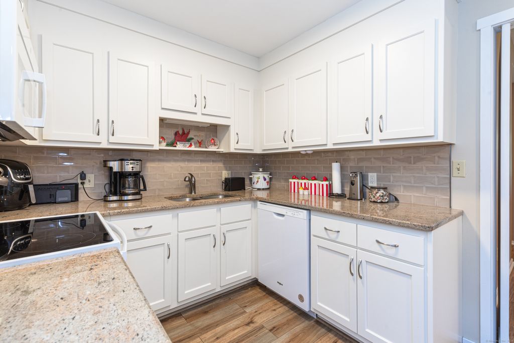 Photo of 746 Heritage Village #A, Southbury, CT 06488 (MLS # 24133138)